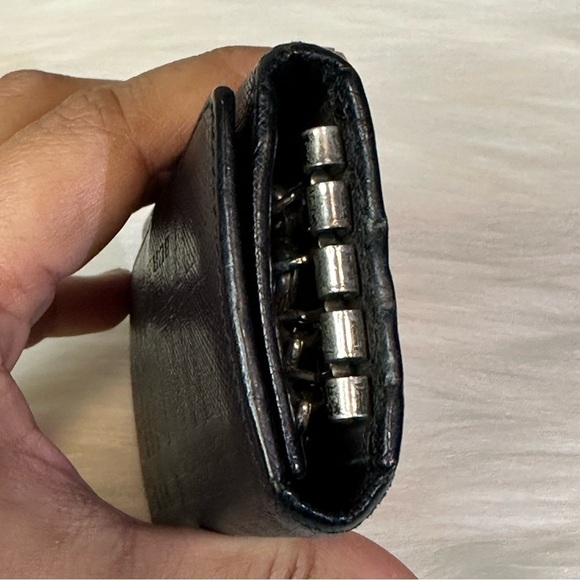 BURBERRY 4 key holder in black - Picture 8 of 16